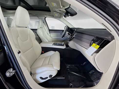 New 2026 Volvo XC90 T8 Ultra w/ Protection Package AWD/4WD image 31