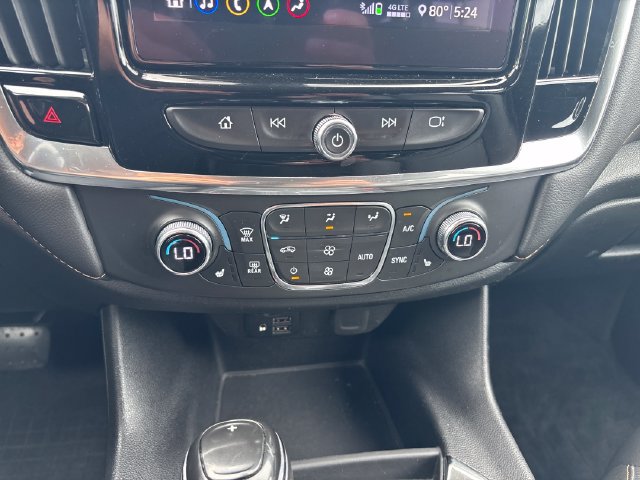 Used 2020 Chevrolet Traverse RS w/ LPO, Floor Liner Package FWD image 17