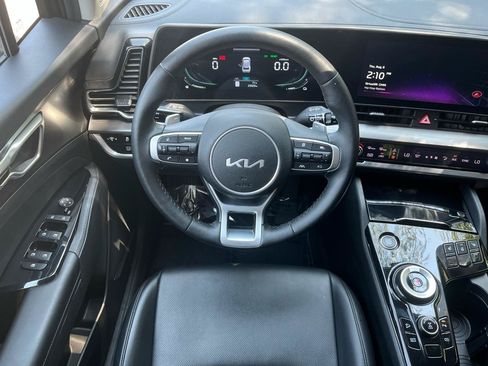 Used 2023 Kia Sportage EX AWD/4WD image 5