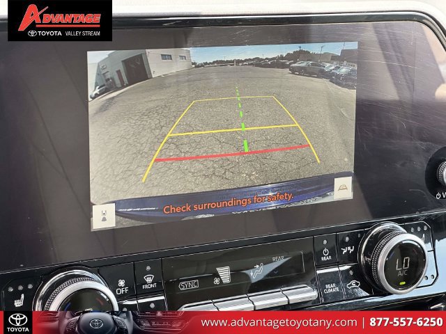 Used 2023 Toyota Highlander Limited AWD/4WD image 35