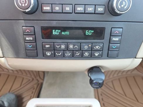 Used 2009 Buick LaCrosse CX FWD image 23