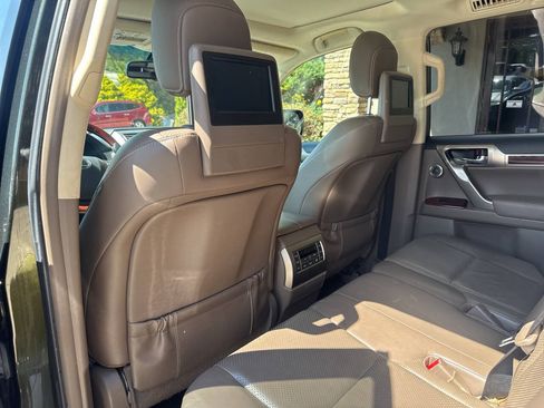 Used 2010 Lexus GX 460 Premium AWD/4WD image 14
