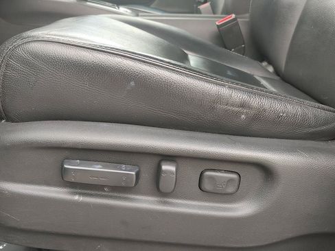 Used 2017 Honda Pilot EX-L image 3
