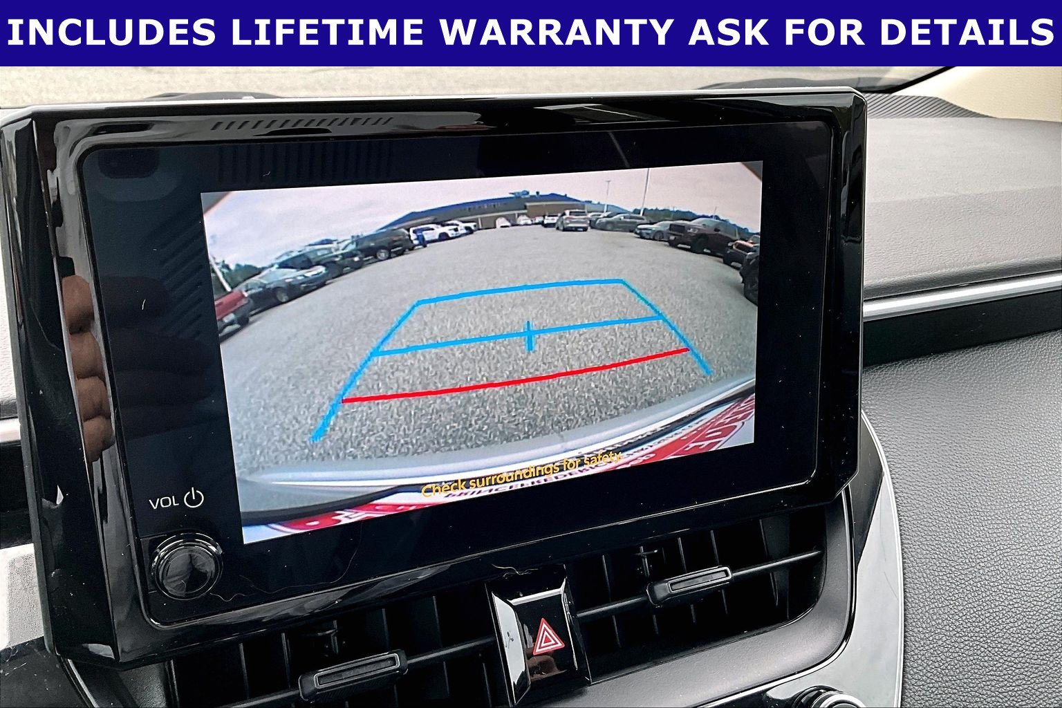 Used 2024 Toyota Corolla LE FWD image 18