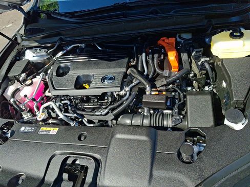 Certified 2026 Lexus RX 450h AWD image 27