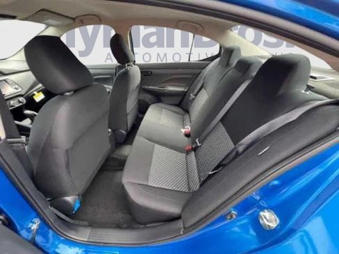 Certified 2024 Nissan Versa S w/ S Plus Package FWD image 11