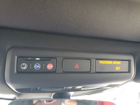 Used 2023 Chevrolet Corvette Stingray Coupe w/ 1LT image 31