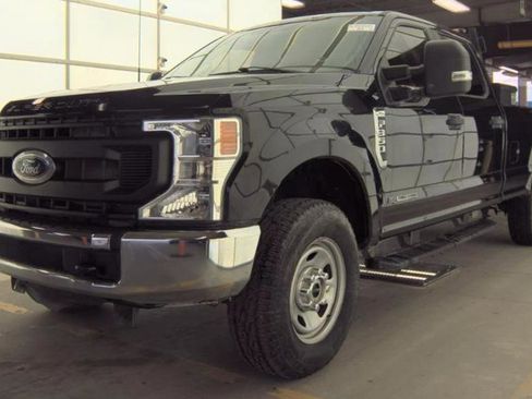 Used 2022 Ford F350 XL w/ Power Equipment Group image 5