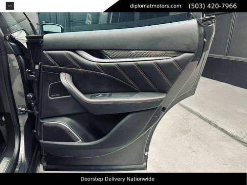 Used 2019 Maserati Levante GranSport AWD/4WD image 27
