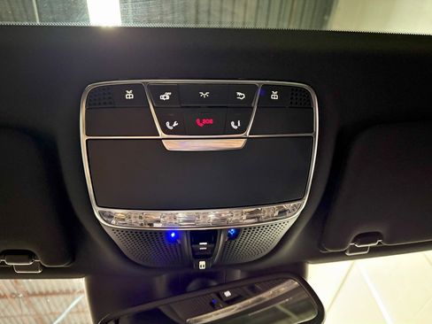 Used 2014 Mercedes-Benz S 550 Sedan image 24