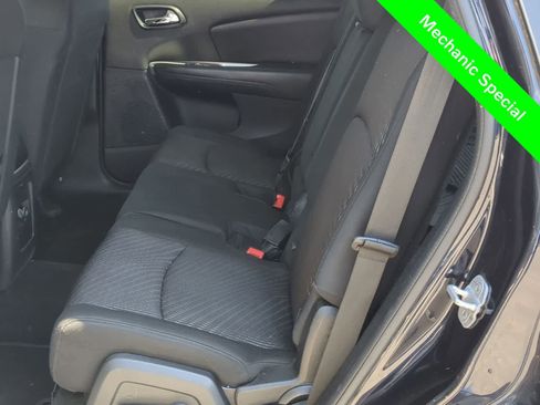 Used 2011 Dodge Journey Mainstreet FWD image 18