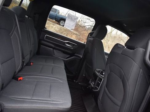 Used 2021 RAM 1500 Big Horn image 17