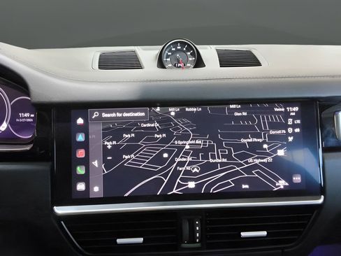 Used 2023 Porsche Cayenne Turbo image 27
