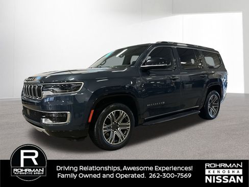 Used 2024 Jeep Wagoneer Series II image 1