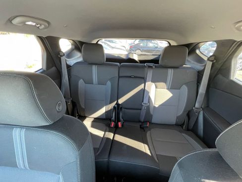 Used 2025 Chevrolet Blazer LT image 39