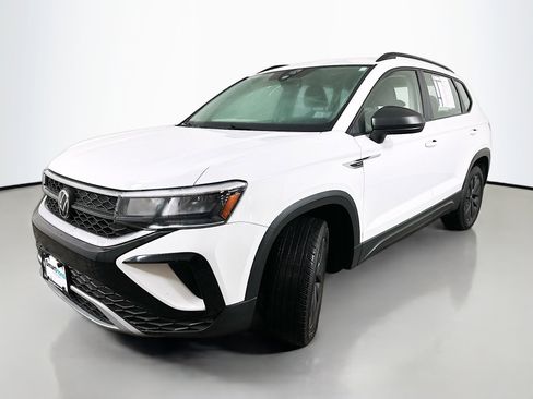 Used 2024 Volkswagen Taos S image 3