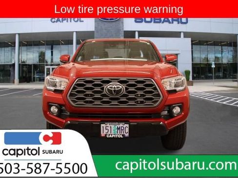 Used 2021 Toyota Tacoma TRD Off-Road w/ TRD Premium Off Road Package AWD/4WD image 8