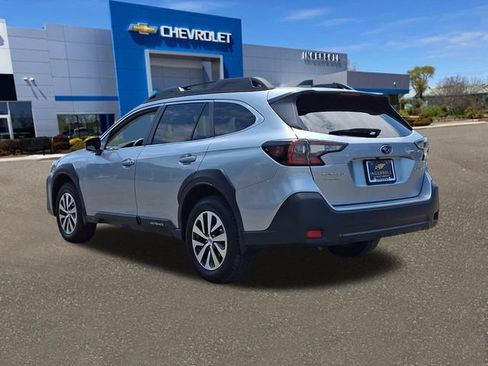 Used 2025 Subaru Outback Premium AWD/4WD image 24