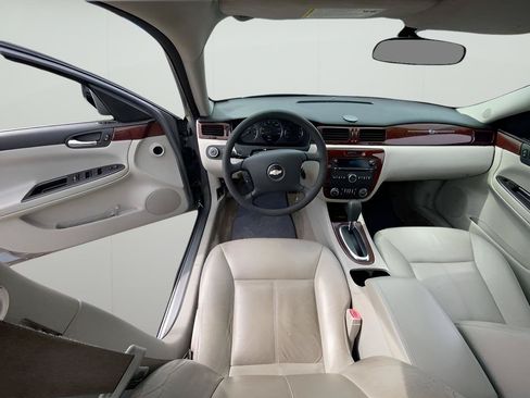 Used 2008 Chevrolet Impala LT FWD image 26