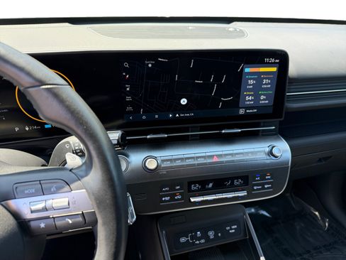 Certified 2024 Hyundai Kona Limited FWD image 12