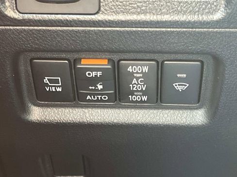 Used 2023 Toyota 4Runner Limited AWD/4WD image 38