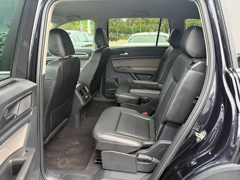 Used 2022 Volkswagen Atlas SE FWD image 12