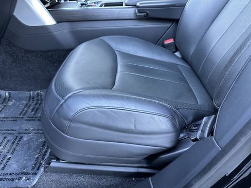 Used 2023 Land Rover Range Rover SE image 30