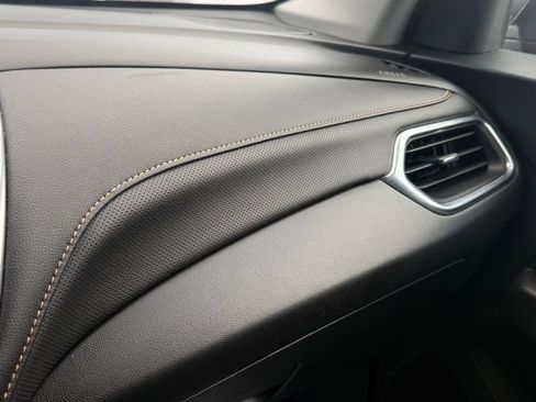 Used 2019 Chevrolet Equinox Premier FWD image 40
