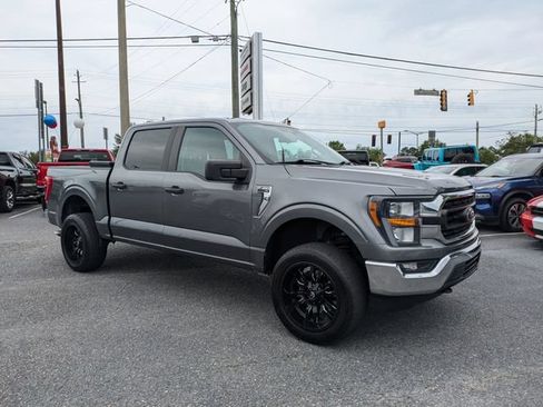Used 2023 Ford F150 XLT AWD/4WD image 2