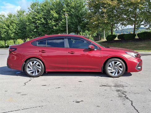 Used 2025 Subaru Legacy Limited image 10