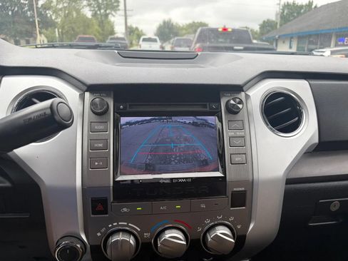 Used 2014 Toyota Tundra SR5 AWD/4WD image 14