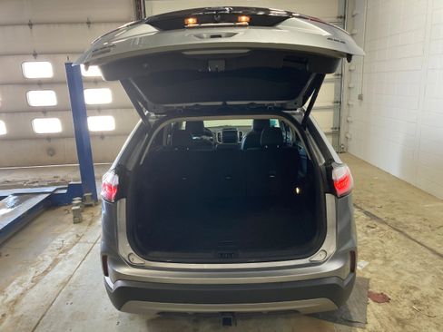 Used 2022 Ford Edge SEL w/ Convenience Package image 13
