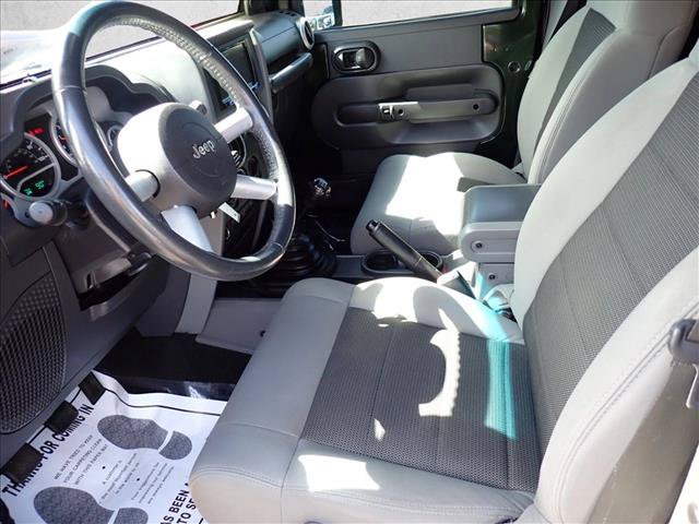 Used 2010 Jeep Wrangler Sahara w/ Dual Top Group AWD/4WD image 9