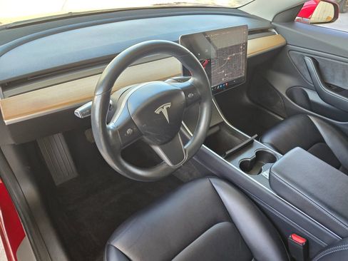 Used 2018 Tesla Model 3 Long Range RWD image 12