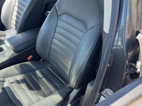 Used 2017 Ford Fusion Energi SE FWD image 11