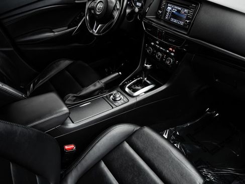 Used 2014 MAZDA MAZDA6 Touring w/ Touring Technology Package FWD image 29