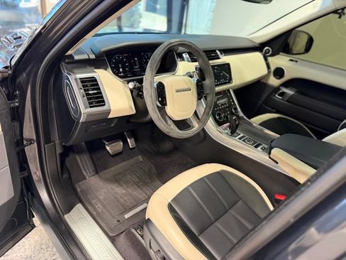 Used 2022 Land Rover Range Rover Sport HST AWD/4WD image 18