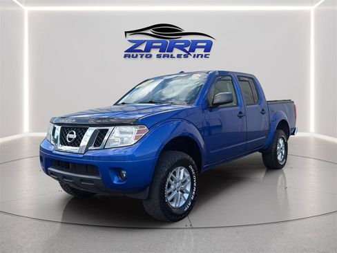 Used 2014 Nissan Frontier SV AWD/4WD image 3