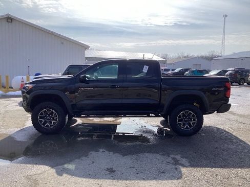 Used 2023 Chevrolet Colorado ZR2 w/ ZR2 Convenience Package III image 4