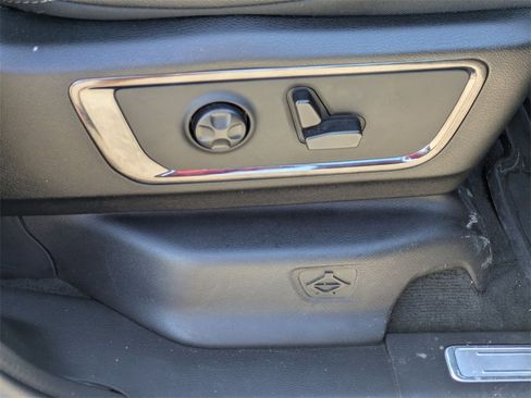 Used 2023 RAM 1500 Limited image 40