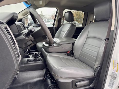 Used 2017 RAM 2500 Tradesman w/ Cold Weather Group image 9