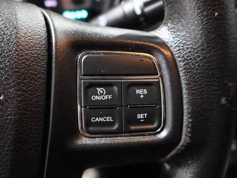 Used 2012 Chrysler 200 LX image 31