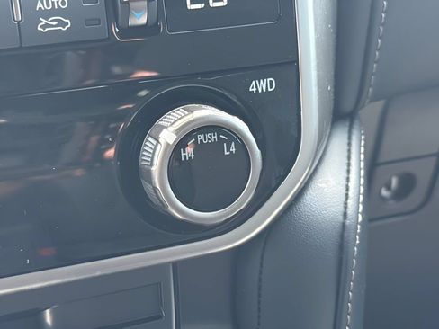 Used 2023 Lexus GX 460 Premium w/ Premium Package AWD/4WD image 26