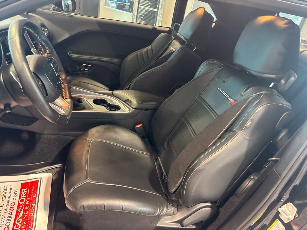 Used 2019 Dodge Challenger SRT Hellcat w/ Laguna Leather Package RWD image 9