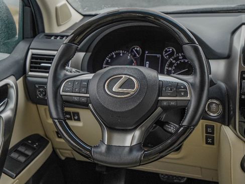 Used 2023 Lexus GX 460 Premium image 26