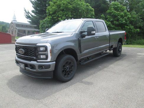 New 2025 Ford F350 XLT w/ Black Appearance Package image 26
