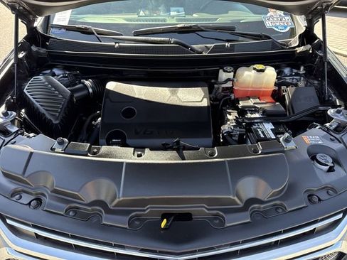 Used 2021 Chevrolet Traverse Premier image 46