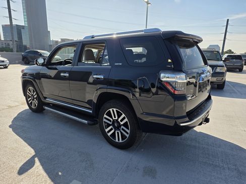 Used 2016 Toyota 4Runner Limited image 3