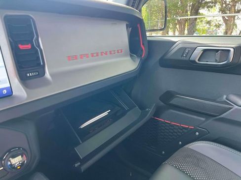 Used 2024 Ford Bronco Raptor AWD/4WD image 11