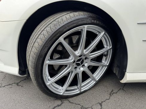 Used 2014 Mercedes-Benz SL 550 w/ Sport Wheel Package image 39